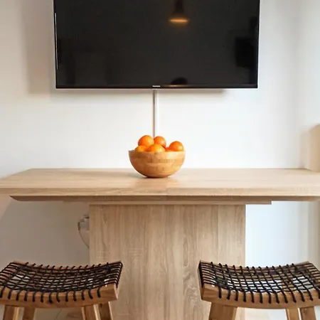 Grand Getaway 300mts From The Apartament *