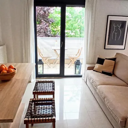 Grand Getaway 300mts From The Apartament *